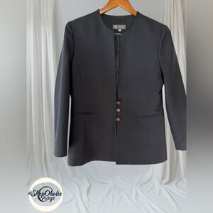 Black Blazer Jacket
US Women’s M size 10